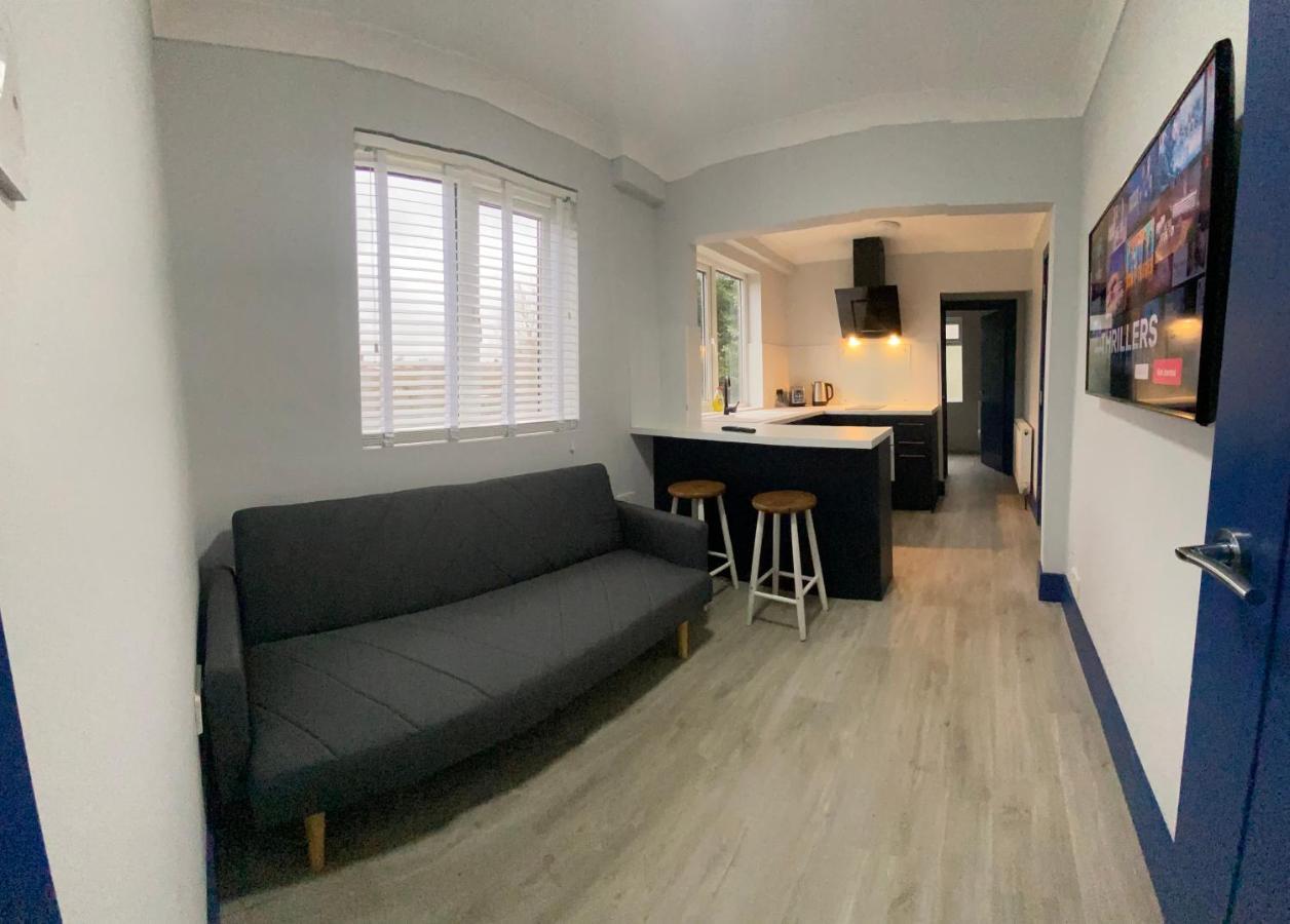 Harewood Lodge - Single And Double Rooms Self Serve Apartment King's Lynn Exterior foto